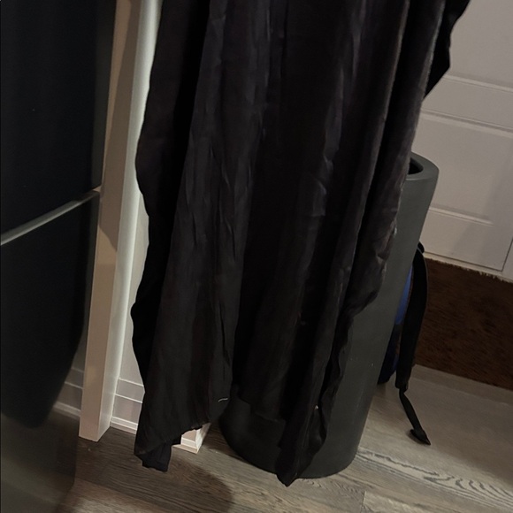 VINTAGE Black Muumuu- One Size Fits All - Picture 6 of 10